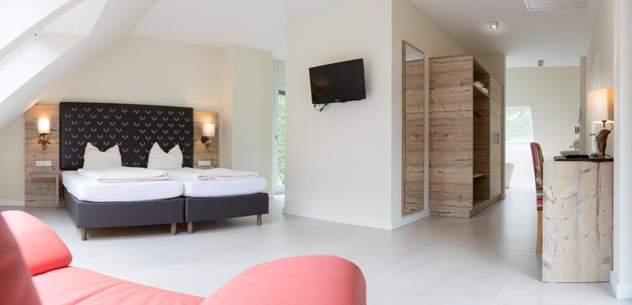Landhotel Weihermuehle Thaleischweiler-Froschen Exteriér fotografie